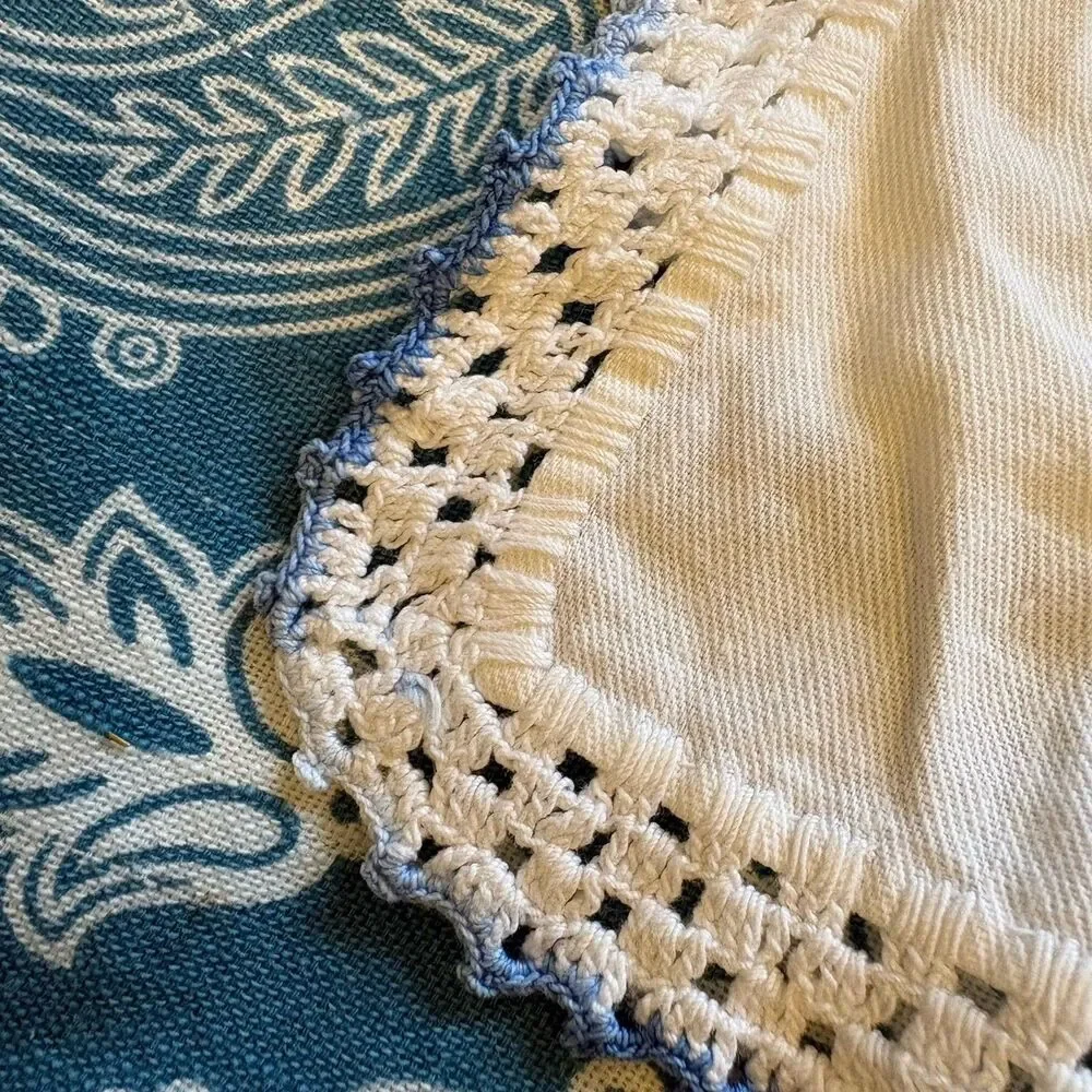 Embroidered Dresser Scarf Table Runner Vtg Basket Flowers Ribbon 30x13 White